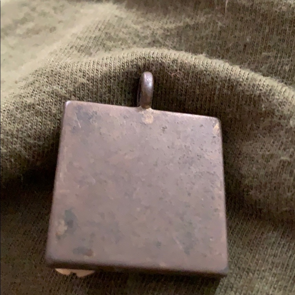 Hand made pendant - Picture 2 of 2
